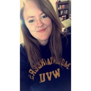 Meet your Posher, Brooke